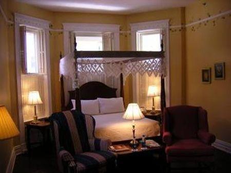 Frederick House Bed and Breakfast Staunton Kamer foto